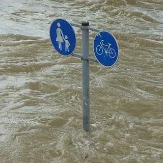 hochwasser - DET 24 – UMWELTTECHNIK GMBH aus Sprockhövel